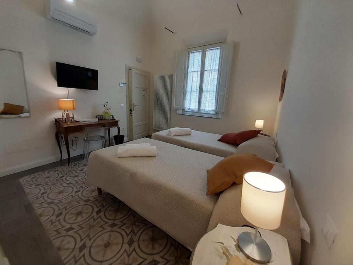 B&B Villino Luschi Pisa Centro エクステリア 写真