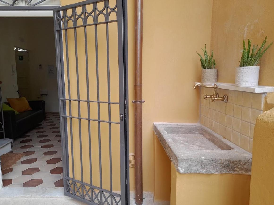 B&B Villino Luschi Pisa Centro エクステリア 写真