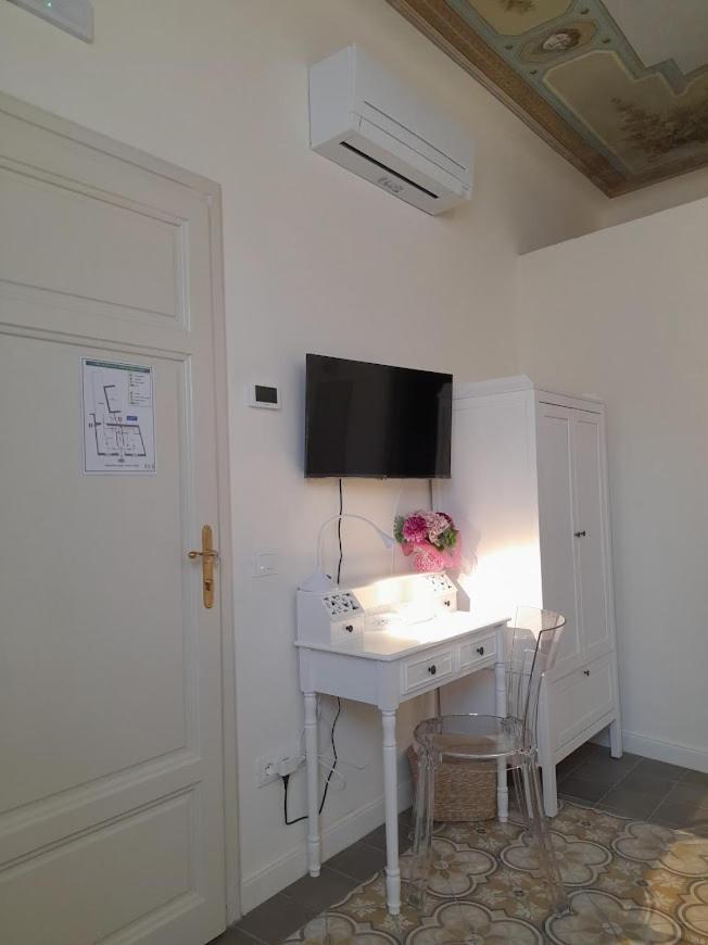 B&B Villino Luschi Pisa Centro エクステリア 写真