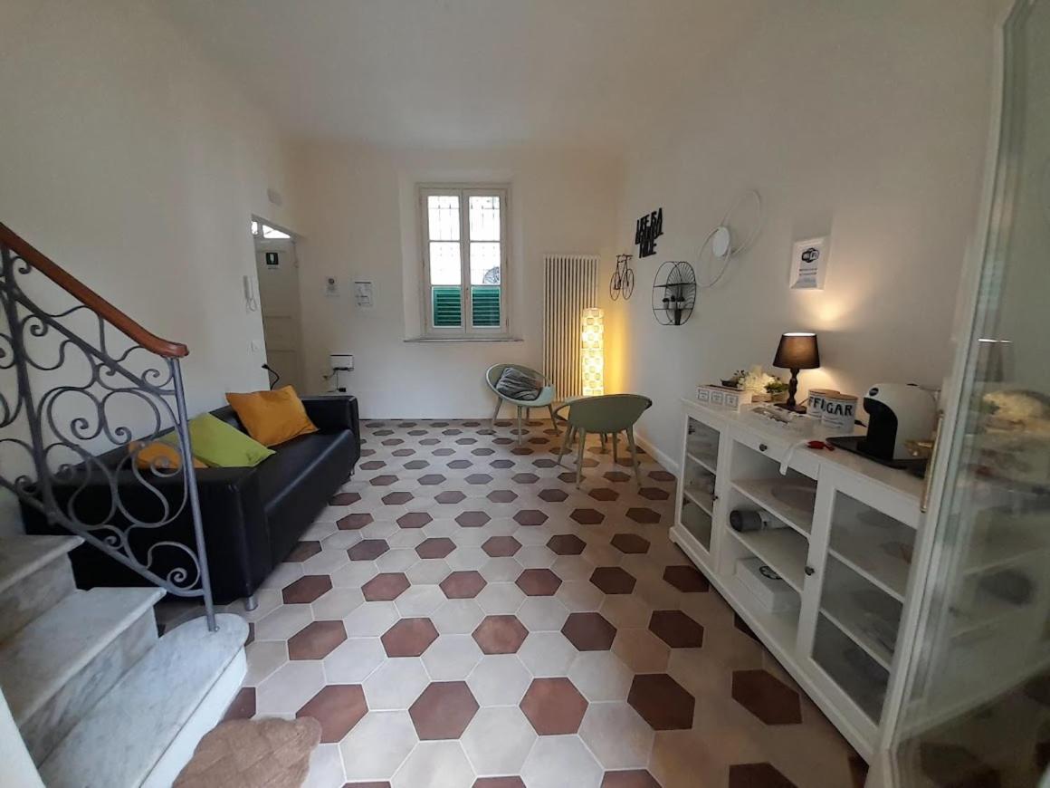 B&B Villino Luschi Pisa Centro エクステリア 写真
